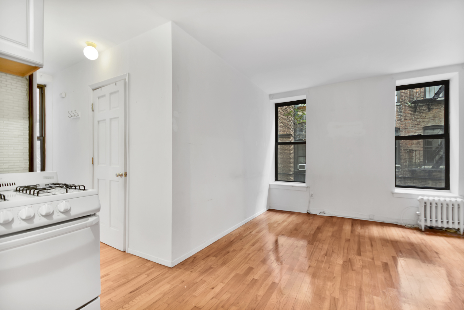 416 East 71st Street, Unit 9 Manhattan, NY 10021 - Photo 1 of 7