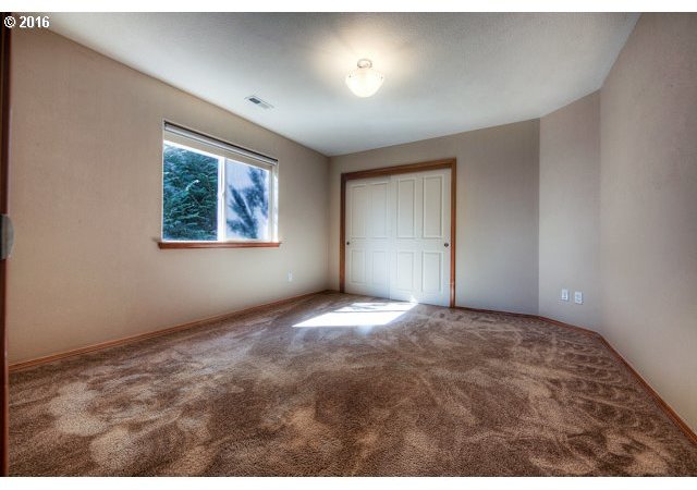 12300 Southwest Aspen Ridge Drive Tigard, OR 97224 - Photo 17 of 27 Gallery Image 17