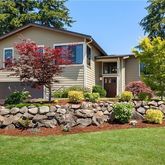 $1,950,000 | 528 110th Avenue Southeast, Bellevue, WA 98004