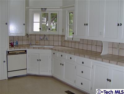 1530 West Kenneth Road Glendale, CA 91201 - Photo 6 of 11