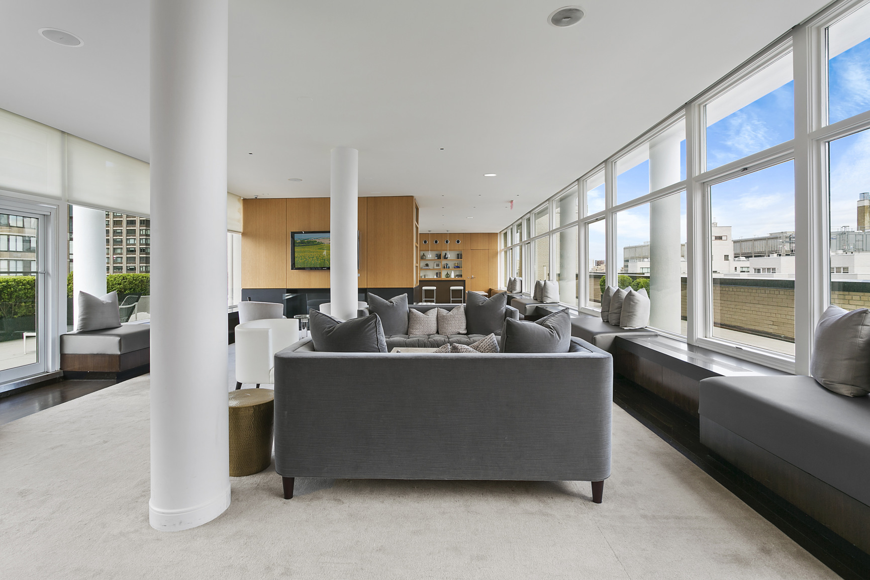 200 East 66th Street, Unit C1505 Manhattan, NY 10065 - Photo 6 of 8