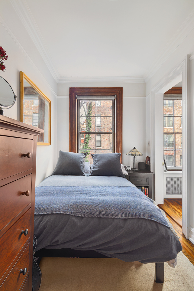 73 Perry Street Manhattan, NY 10014 - Photo 18 of 24