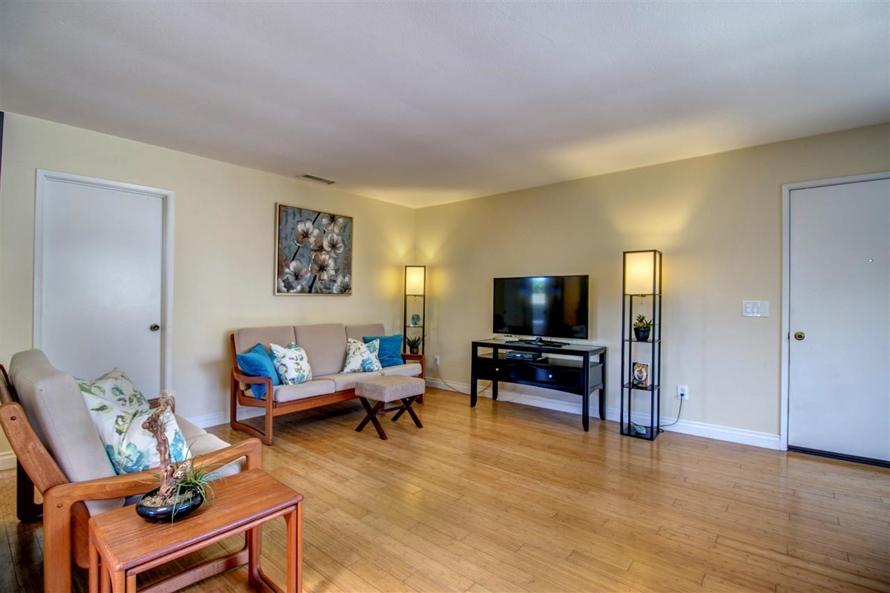 1126 Arcadia Road, Unit B Encinitas, CA 92024 - Photo 5 of 24