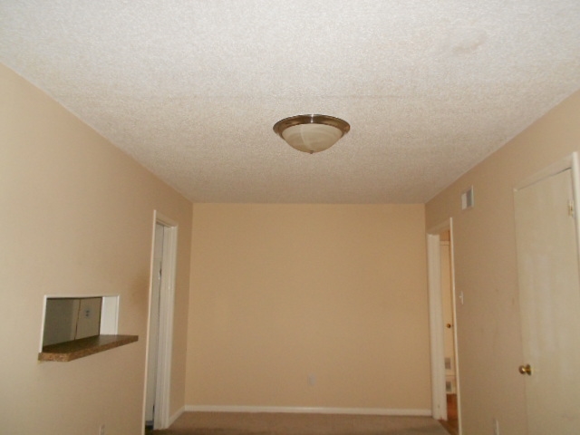 5074 Flamingo Road Memphis, TN 38117 - Photo 7 of 18