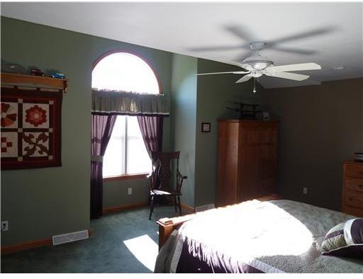 61 Charles Street Clark, PA 16113 - Photo 8 of 14