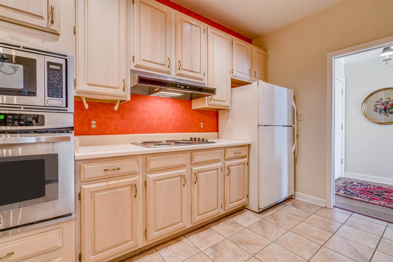 405 South Perkins Road, Unit 320 Memphis, TN 38117 - Photo 14 of 25