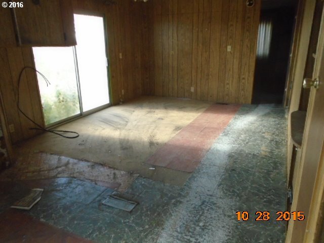 32371 East Loop Road Hermiston, OR 97838 - Photo 10 of 12