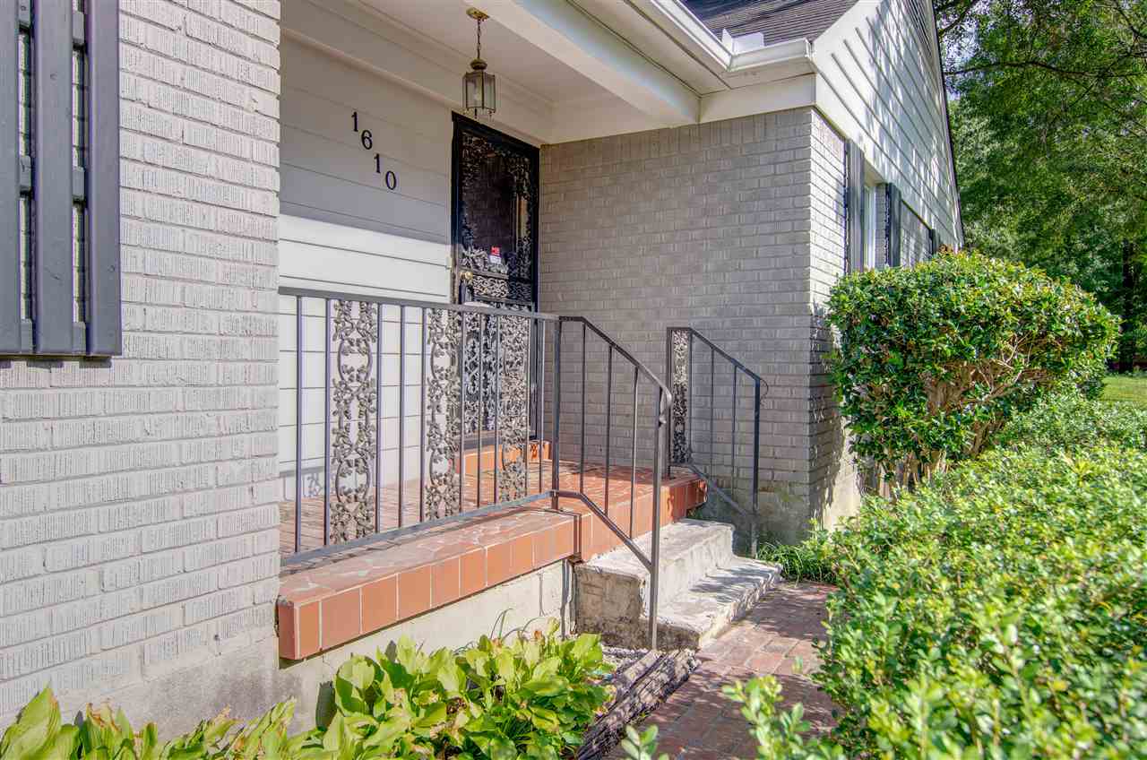 1610 Gilson Road Memphis, TN 38117 - Photo 3 of 22