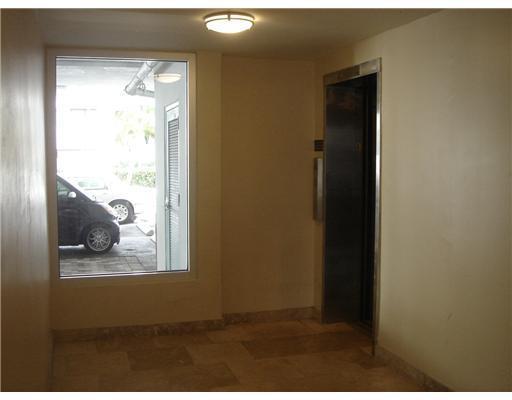 1658 Bay Road, Unit 701 Miami Beach, FL 33139 - Photo 4 of 16