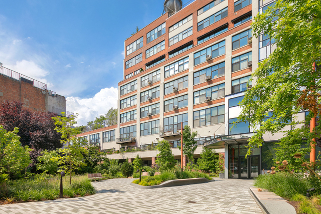 Newswalk Phase 3 535 Dean St, Brooklyn, NY 11217 - Photo 2 of 13