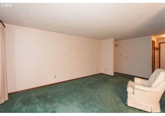 7145 Southwest Sorrento Road Beaverton, OR 97008 - Photo 13 of 14 Gallery Image 13