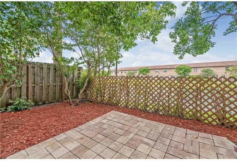 11255 Southwest 238th Street, Unit 11255 Homestead, FL 33032 - Photo 15 of 33