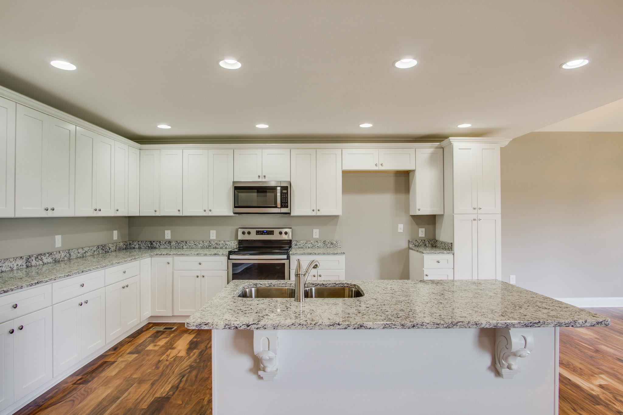 4200 Pyles Road Chapel Hill, TN 37034 - Photo 7 of 16 Gallery Image 7