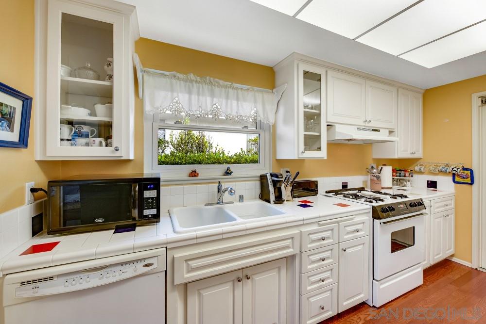 12040 Callado Road San Diego, CA 92128 - Photo 10 of 20