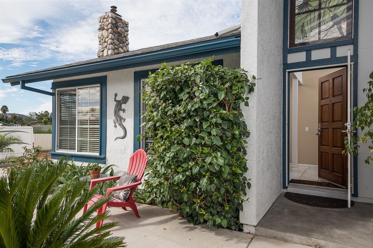 9304 Lake Hill Road Santee, CA 92071 - Photo 3 of 25 Gallery Image 3