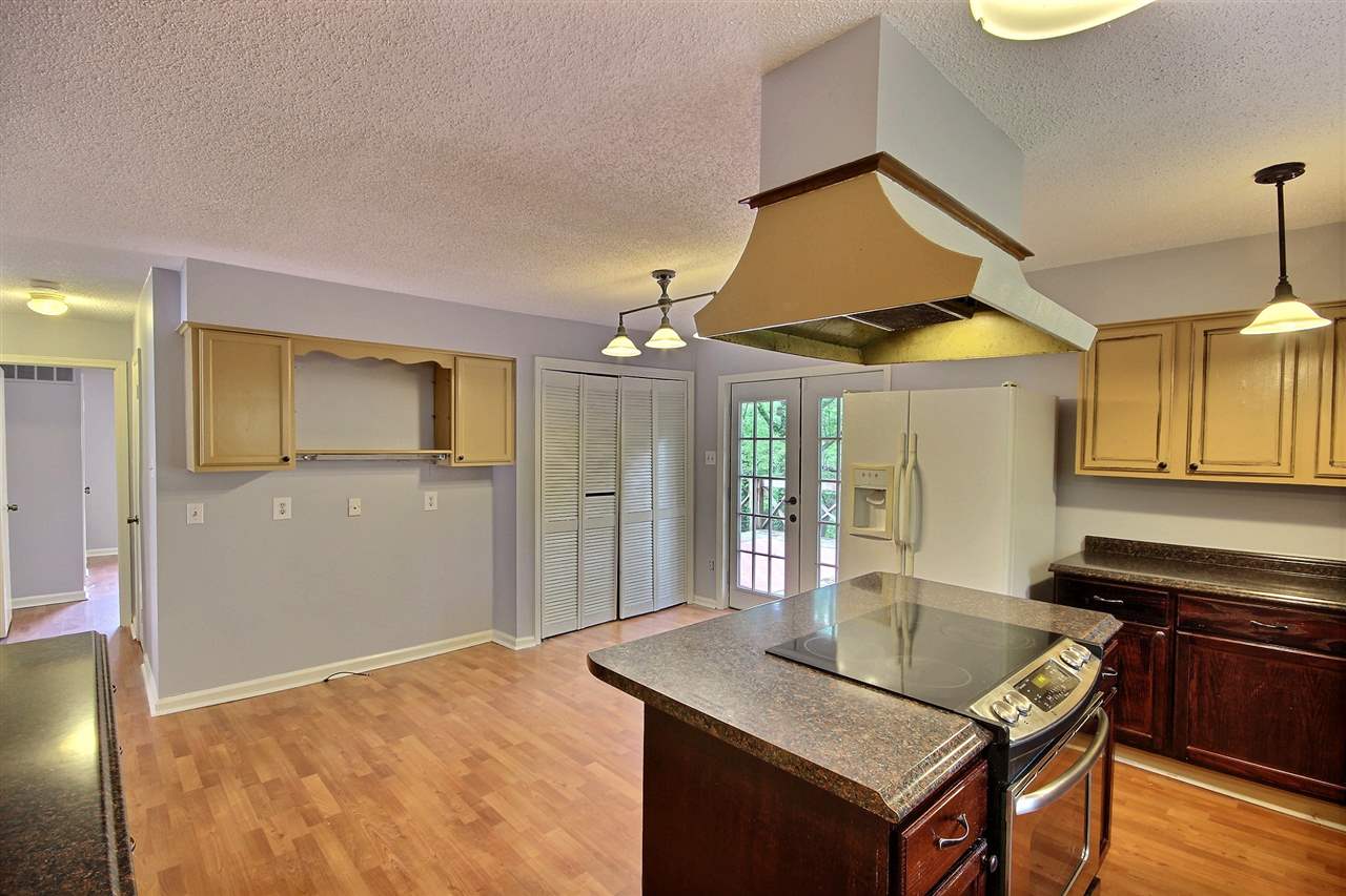 4540 Raleigh Lagrange Drive Collierville, TN 38017 - Photo 6 of 25 Gallery Image 6
