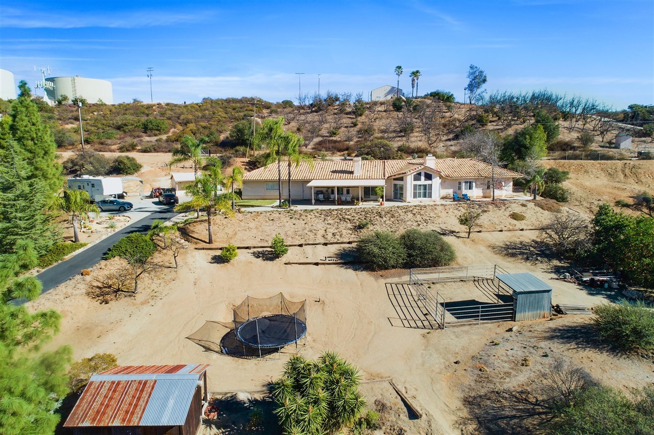 19301 Paradise Mountain Road Valley Center, CA 92082 - Photo 22 of 25 Gallery Image 22