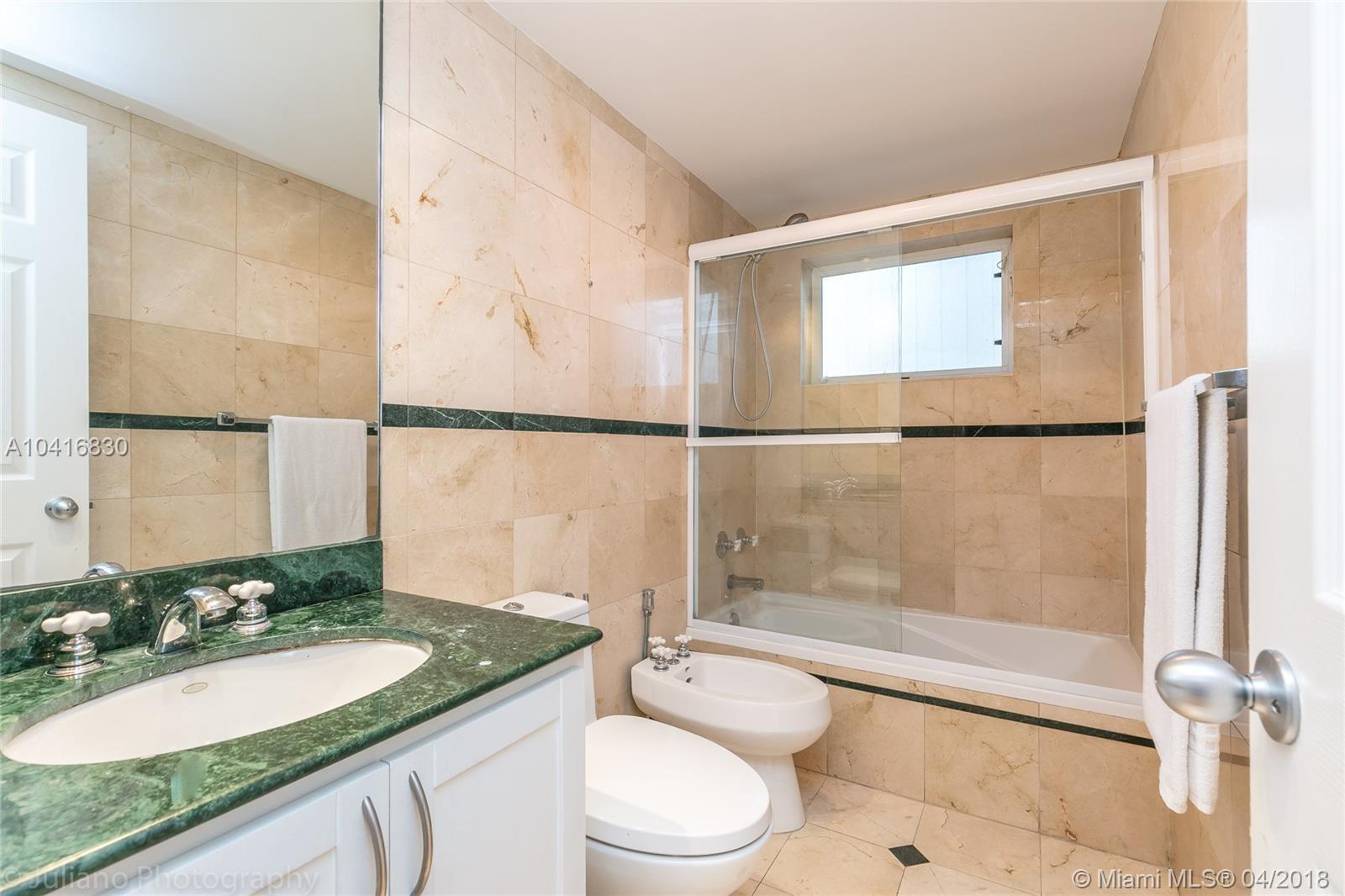 340 Woodcrest Road Key Biscayne, FL 33149 - Photo 25 of 53