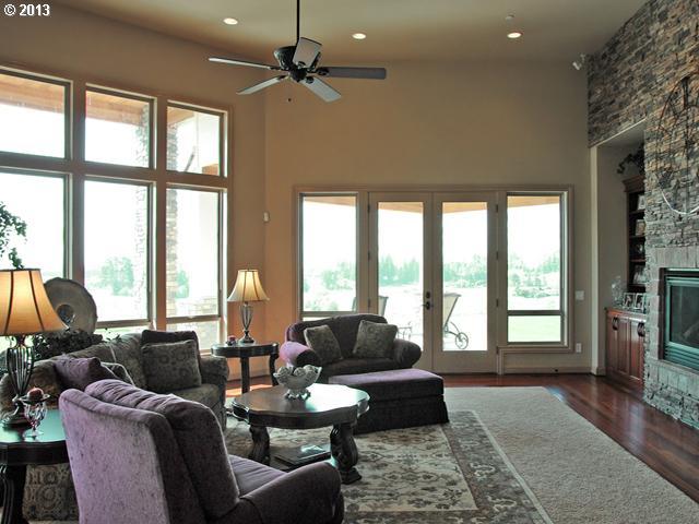 20820 Northwest Phillips Road Hillsboro, OR 97124 - Photo 2 of 16 Gallery Image 2