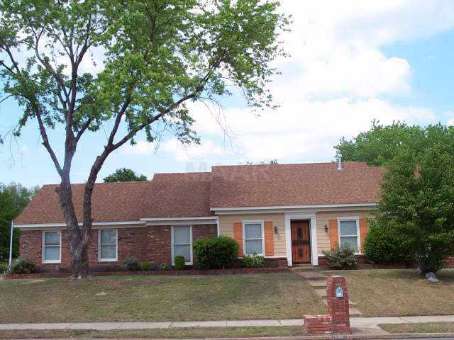 7306 Barnstable Road Memphis, TN 38125 - Photo 1 of 10 Gallery Image 1