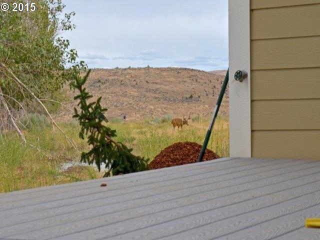 304 Little Lake Road Maupin, OR 97037 - Photo 8 of 10 Gallery Image 8