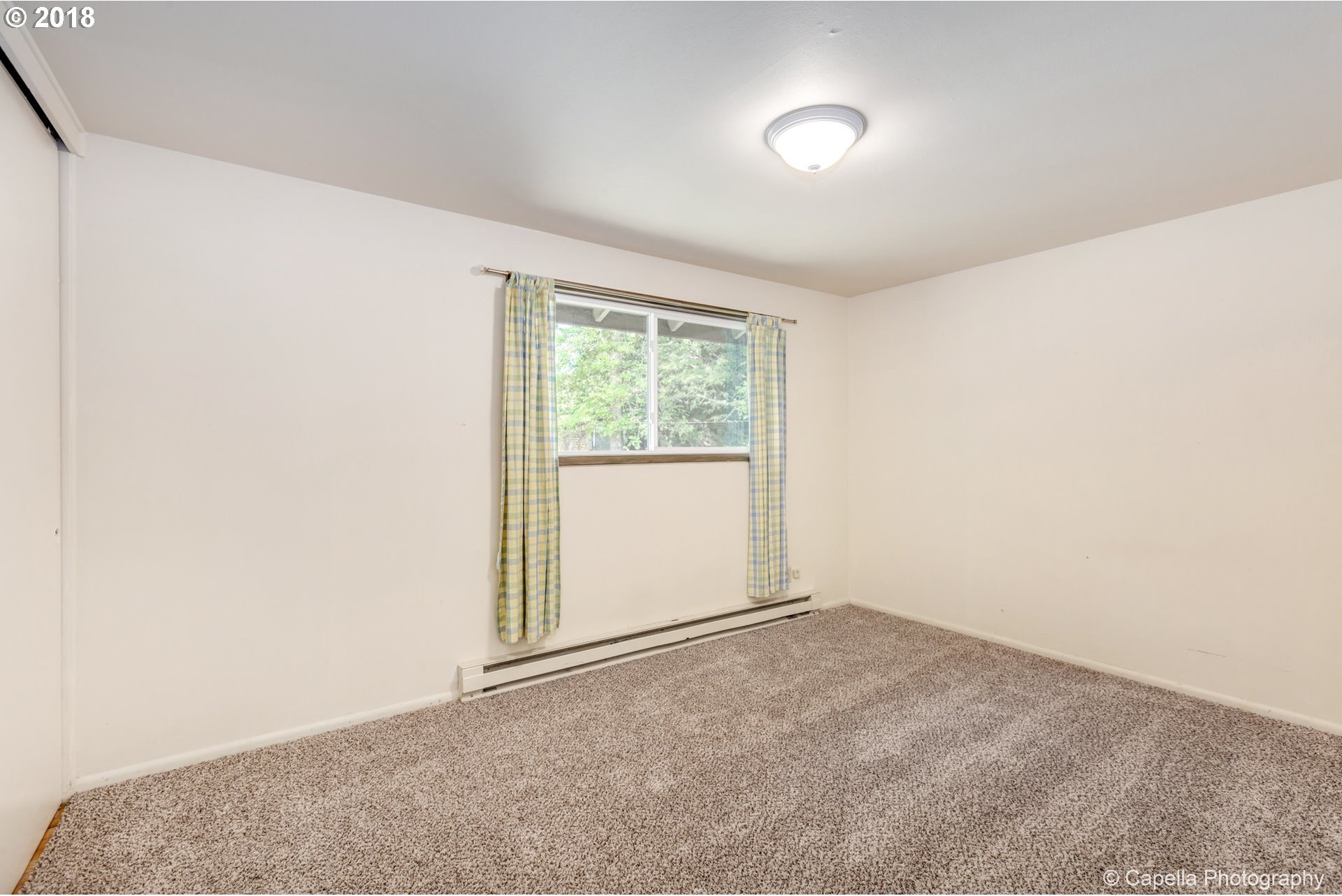 11855 Southwest 9th Street Beaverton, OR 97005 - Photo 14 of 29 Gallery Image 14