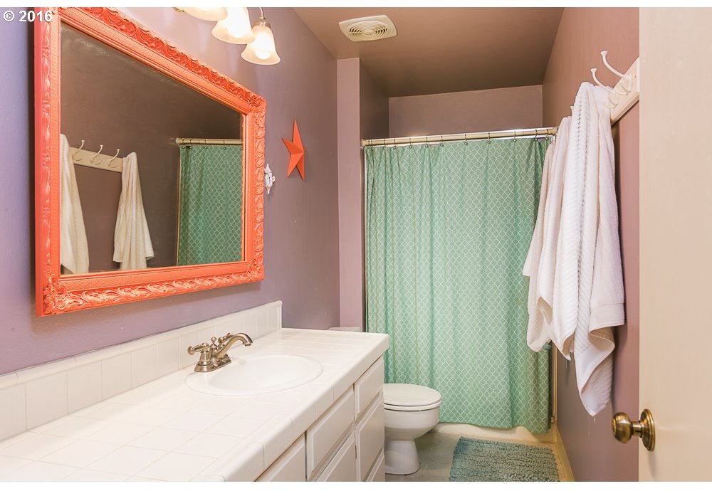 2230 Southwest 106th Place Portland, OR 97225 - Photo 17 of 21