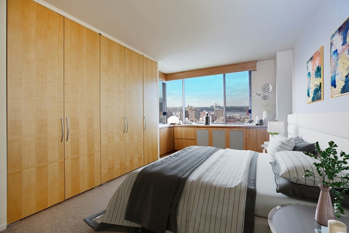 350 West 50th Street, Unit 19E Manhattan, NY 10019 - Photo 5 of 9