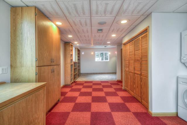 1007 Riverside Drive Old Hickory, TN 37138 - Photo 23 of 30 This multi-purpose area with access to the deck can be used as an exercise room, music room, or library.
