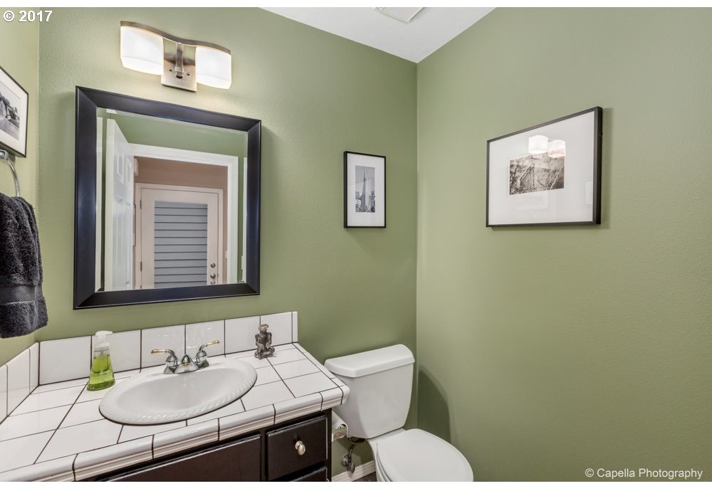 5113 Southwest Mitchell Street Portland, OR 97221 - Photo 13 of 16 Gallery Image 13