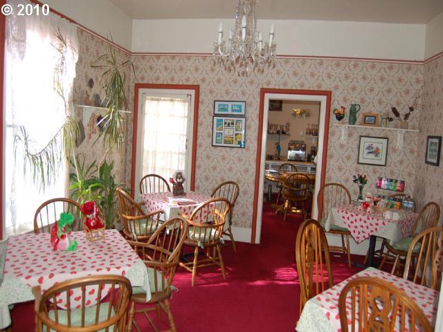 706 West Steuben Street Bingen, WA 98605 - Photo 4 of 16