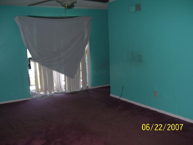 5232 Chatfield Drive, Unit 5232 Memphis, TN 38116 - Photo 5 of 9 Master Bedroom