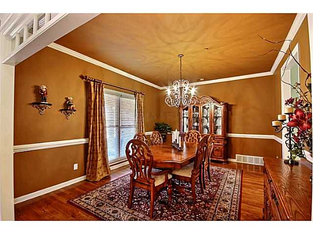1098 Summer Spring Road Collierville, TN 38017 - Photo 4 of 25