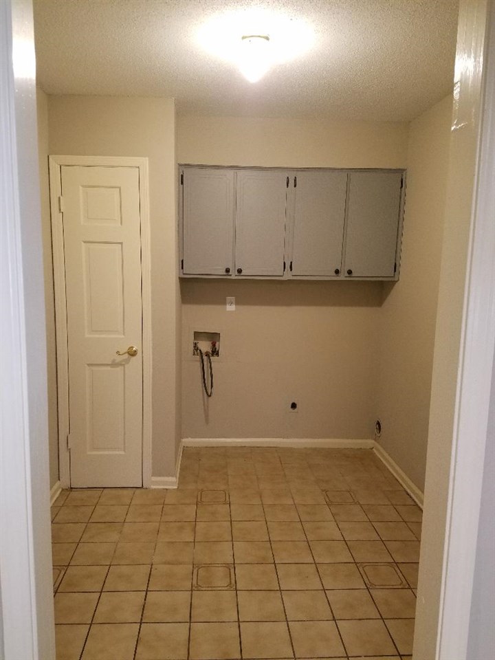 3219 Canisbay Road Memphis, TN 38128 - Photo 8 of 15