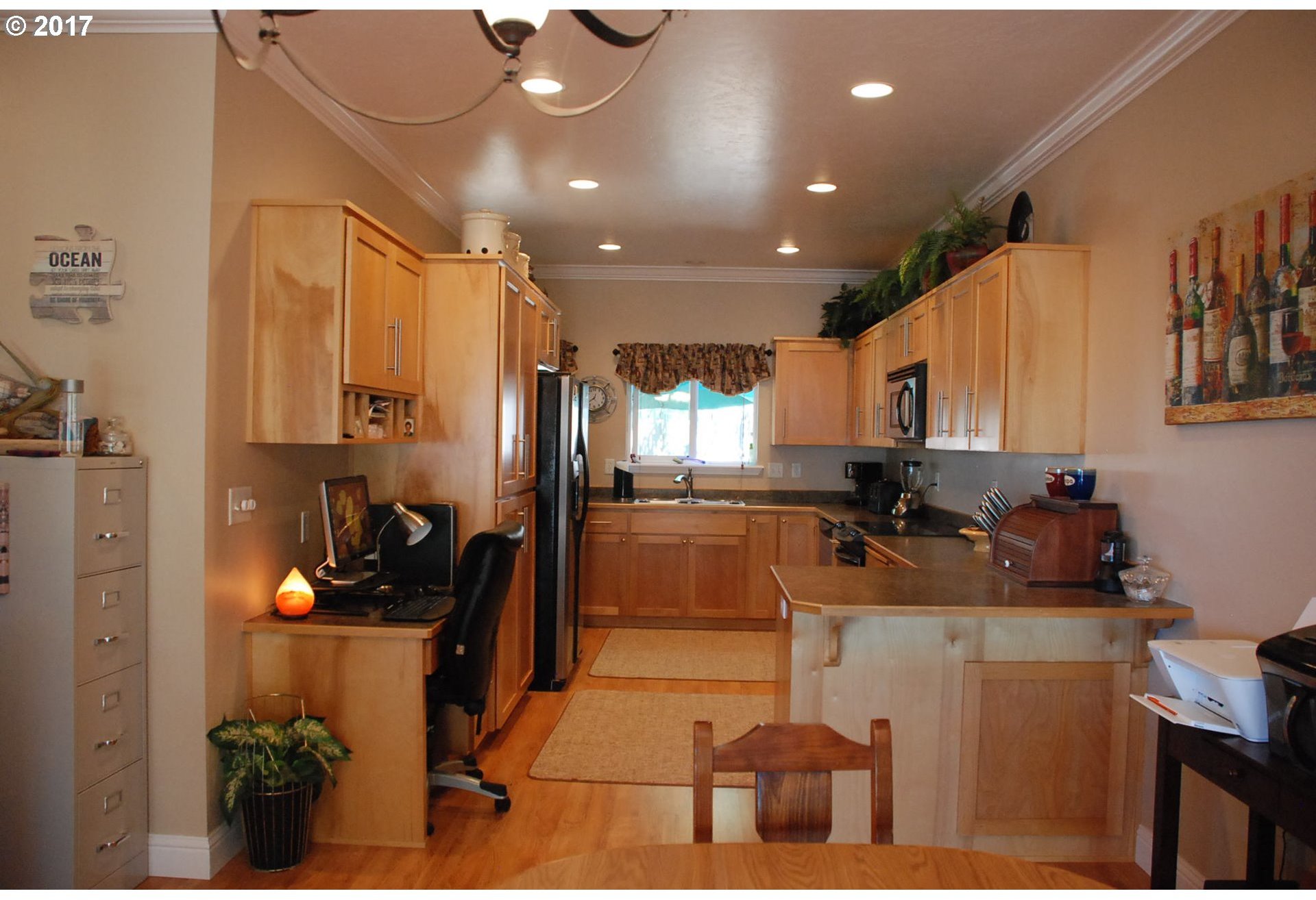 815 Old County Road, Unit 4 Brookings, OR 97415 - Photo 9 of 32 Gallery Image 9