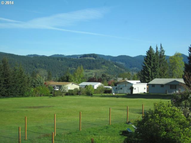 930 Southwest Winebarger Road White Salmon, WA 98672 - Photo 7 of 13 Gallery Image 7