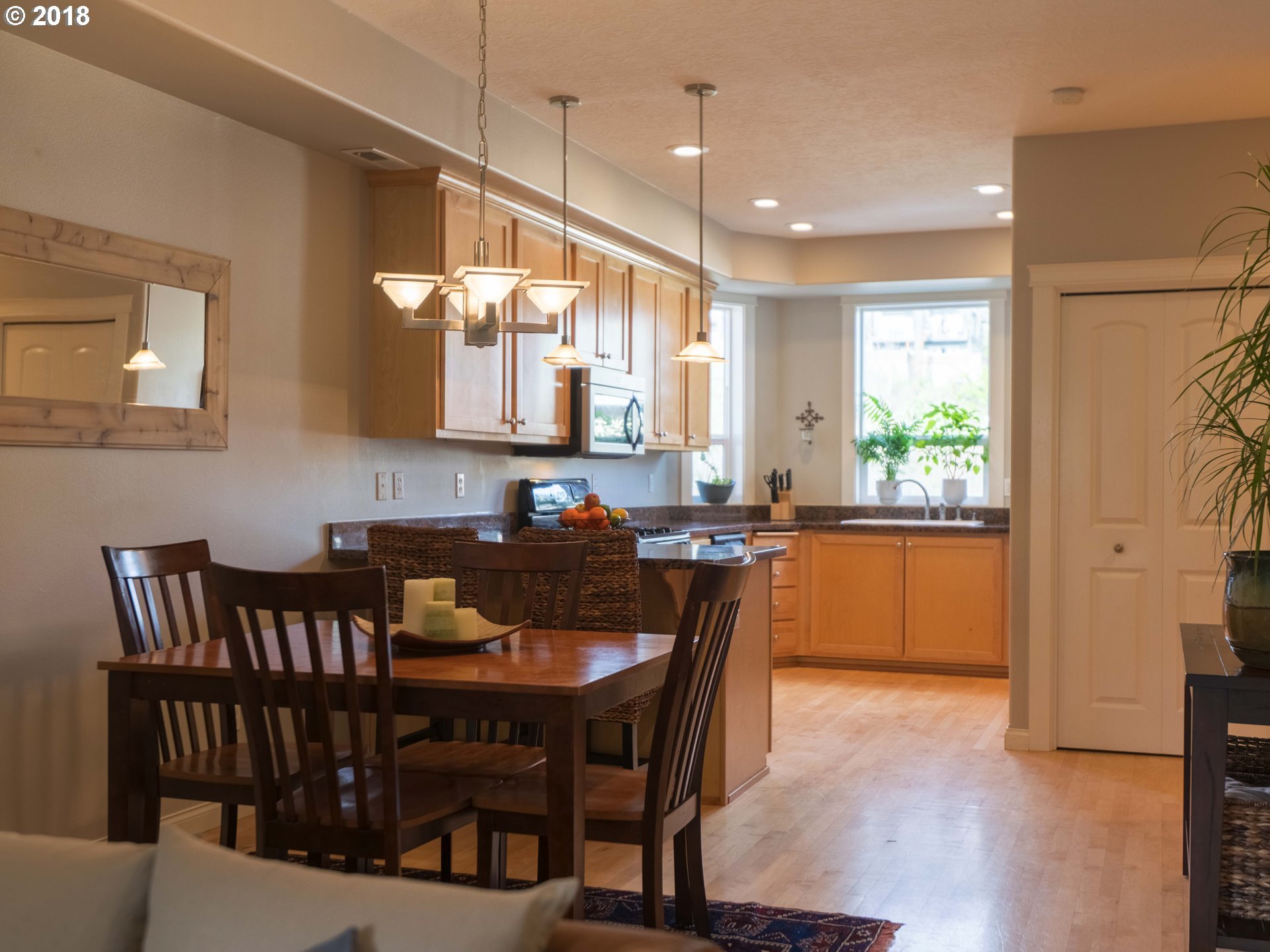 4922 Southwest View Point Terrace Portland, OR 97239 - Photo 3 of 32