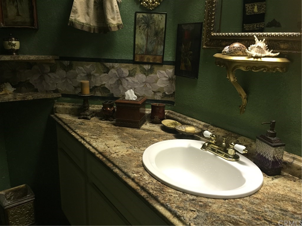 2448 Sonrisa Way Oceanside, CA 92056 - Photo 7 of 16