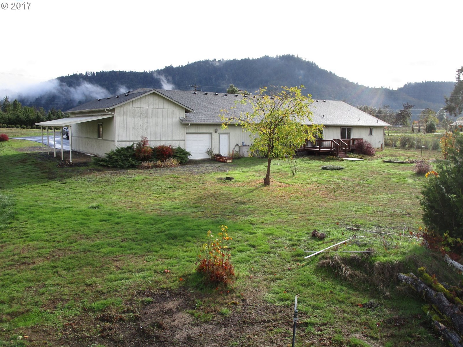 552 Reston Road Tenmile, OR 97481 - Photo 9 of 31