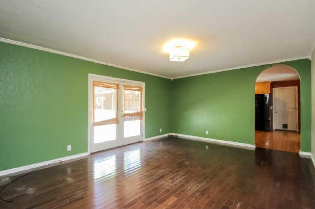 269 Bell Road Nashville, TN 37217 - Photo 8 of 28 Spacious Den with access to back yard