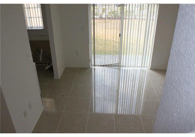 2066 Northeast 167th Street, Unit 3107 Miami, FL 33162 - Photo 3 of 12