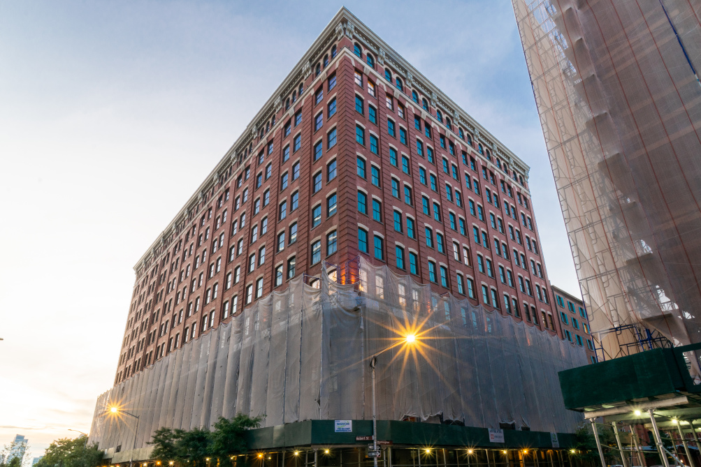 250 West St, Manhattan, NY 10013 - Photo 3 of 27