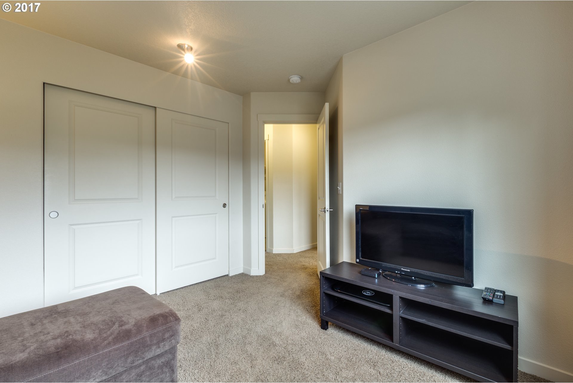 226 Northwest 117th Loop Portland, OR 97229 - Photo 19 of 23 Gallery Image 19