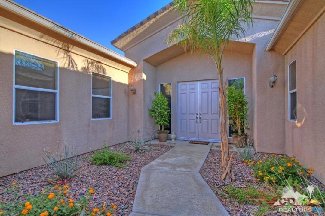 38 Provence Way Rancho Mirage, CA 92270 - Photo 2 of 21