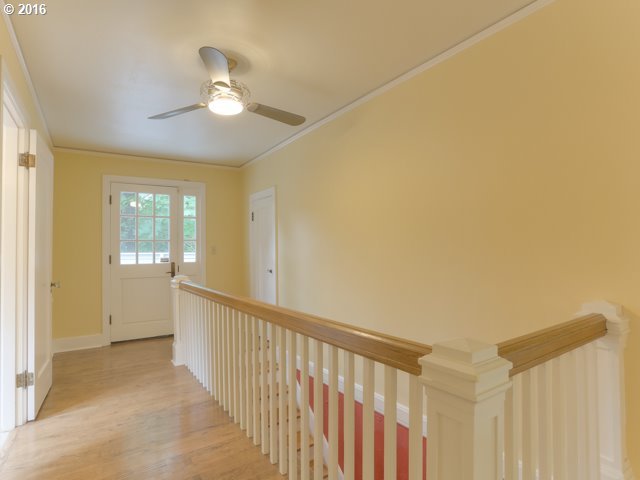 2945 Southwest Fairview Boulevard Portland, OR 97205 - Photo 15 of 30 Gallery Image 15