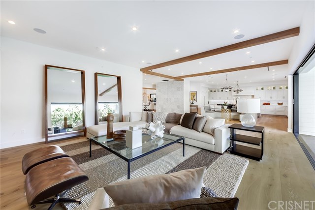 4525 Libbit Avenue Encino, CA 91436 - Photo 26 of 65