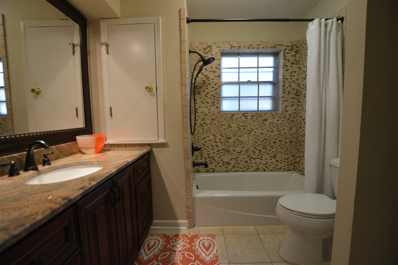 2924 Charles Bryan Road Bartlett, TN 38134 - Photo 6 of 25 Gallery Image 6