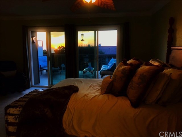 17 Cresta Verde Drive Rolling Hills Estates, CA 90274 - Photo 16 of 31 Gorgeous sunsets from the master!