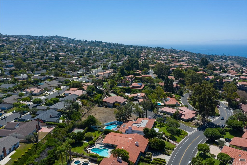 2004 Muros Place Palos Verdes Estates, CA 90274 - Photo 15 of 18