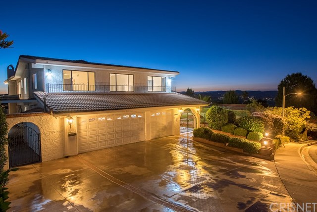 23945 Park Belmonte Calabasas, CA 91302 - Photo 4 of 56